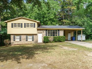 Front, 148 S Ingleside Drive, Fayetteville, NC, 28314, 