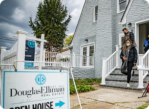 A startup is helping regular people make all-cash offers on homes in an attempt to beat out ruthless...