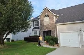 Startup Firms Help Home Buyers Win Bidding Wars With All-Cash Offers